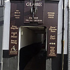 Globe Inn outside