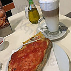 Cafelatte Cafeteria food