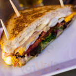 Sustrai Cibo