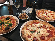 800 Degrees Pizzeria food