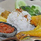 Dapur Makan Cafe food