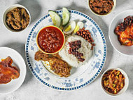 Nasi Lemak Kukus Pakteh food