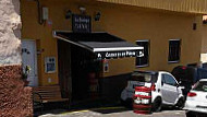 La Bodega De Arturo outside