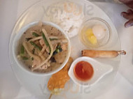 Eat Thai Egham food