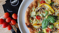 Cibus Pizzeria food