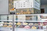 Heladeria La Caprichosa food