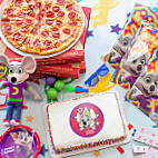 Chuck E. Cheese food