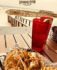 Windjammers On The Pier food