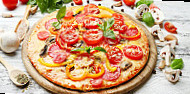 Garden Pizza Seafood food