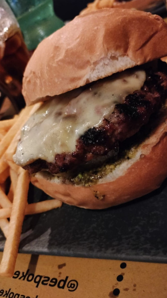 Bespoke Citypub Comida