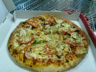 Bella Pizza food