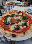 Pizzeria Und Dante food