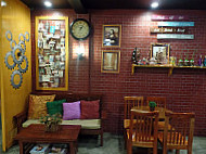 Cafe Esse inside