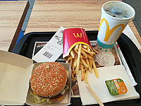 McDonald`s inside