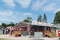 Abbott's Lobster outside