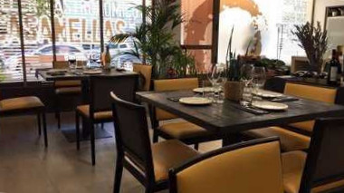 restaurant image