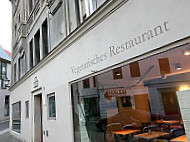 Okoase Vegetarisches Bistro inside