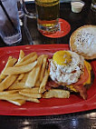 Red Robin Gourmet Burgers And Brews food