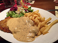 Schnitzelhaus food