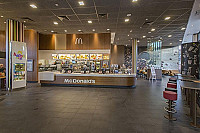 McDonald`s inside