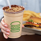 Shake Shack Fashion Square food