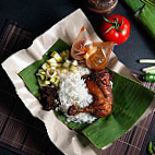 Kak Lin Nasi Kukus Berempah Bukit Beruang food