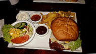 Old MacDonald American Sportsbar food