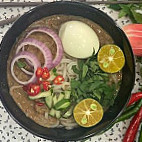 Lea Laksa Utara food