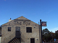 Fox Ilkley outside