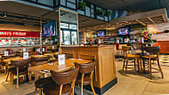 Tgi Fridays Whitford inside