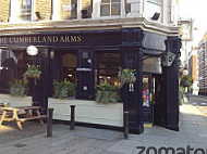 The Sutherland Arms outside