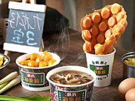 Kowloon Bubble Waffle (ambang Botanik) food