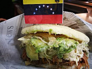 La Esquinita Venezolana food