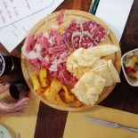Ritosco Taverna inside