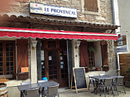 Le Provencal inside