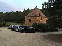 Ferme Auberge Du Roc outside