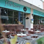 Hickory Grill Smokehouse Dentro