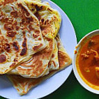 Din Kecik Roti Canai food