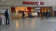 Le Crobag Hauptbahnhof food