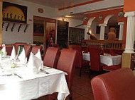 Trattoria La Giara inside