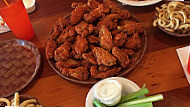 Hooters Melrose Park food