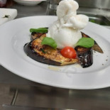 Holzofenpizzeria Sassi Di Matera Cibo