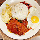 Yē Jiāng Fàn Xīn Yuán Nasi Lemak Heart Garden food