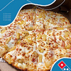 Domino's Pizza food