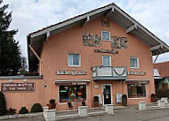 Bäckerei Maier outside