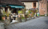 Auberge De La Vallée outside