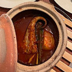 Asam Pedas Claypot Meletop food