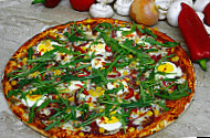 Pizza Vicini food