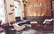 Die Villa inside