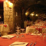 Artis Domus food